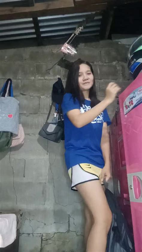 pinay himas suso|kandong si stepsis tuwing kaming dalawa sa bahay .